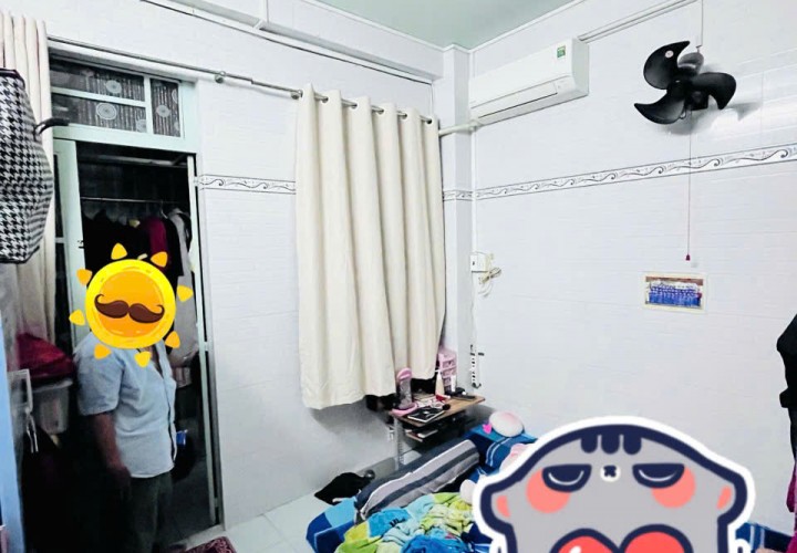 CHÍNH CHỦ CẦN BÁN Nhà Nhỏ Đúc BTCT Kiên Cố 3 tầng , DTSS 72m2 , Sổ hồng đầy đủ , Nhỉnh 1 tỷ .