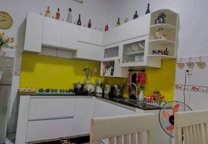 NHÀ CHÍNH CHỦ - GIÁ TỐT CẦN BÁN NHANH CĂN NHÀ Tại huyện Bình Chánh, TPHCM