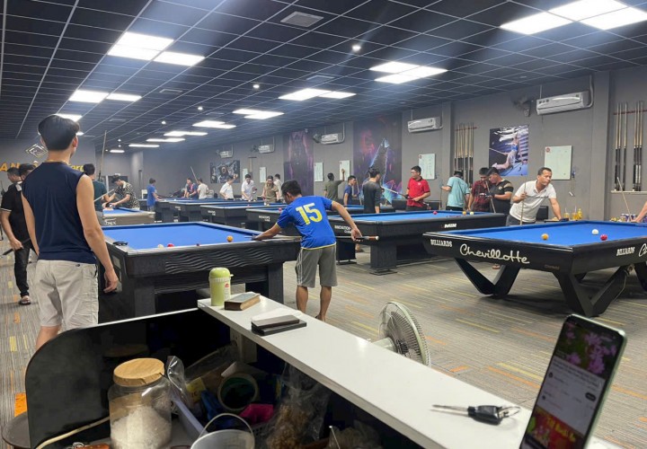 CẦN SANG LẠI CLB BIDA TẠI Đường Huỳnh Văn Lũy, Phường Phú Mỹ, TP Thủ Dầu Một, Bình Dương