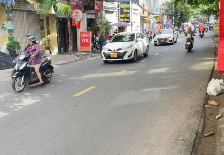 Chính Chủ Cần Bán 2 Căn Nhà Liền Kề Ung Văn Khiêm, Phường 25, Quận Bình Thạnh, TP Hồ Chí Minh