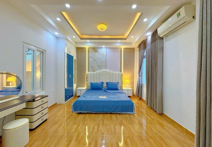 NHÀ ĐẸP – GIÁ TỐT – CẦN BÁN CĂN NHÀ 5 Tầng Tại Đường Bùi Quang Là, P.12, Q. Gò Vấp,TP. Hồ Chí Minh.