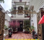 HOT NHÀ ĐẤT ĐẸP- GIÁ TỐT CẦN BÁN NHANH BIỆT THỤ SÂN VƯỜN khu phố ẩm thực Đảo Ngọc Ngũ Xá P.Trúc Bạch