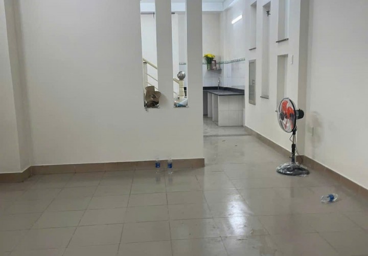 HOT – CHÍNH CHỦ CẦN BÁN NHÀ MẶT TIỀN hiện đang cho thuê kinh doanh TẠI  P.Thạnh Xuân, Q.12, TP HCM