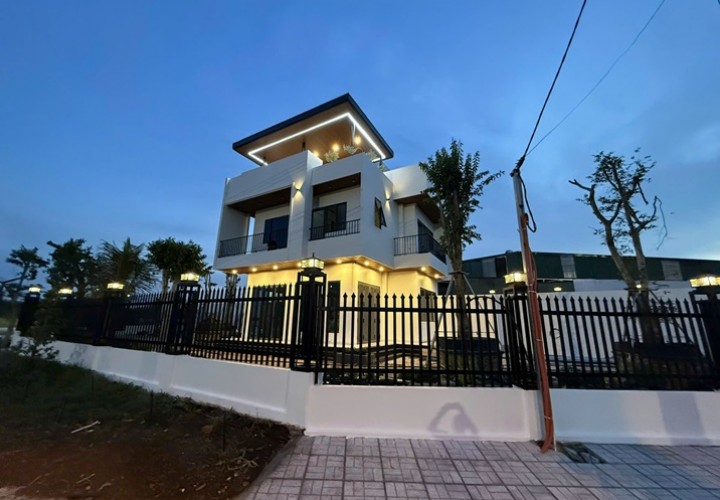 VỊ TRÍ KIM CƯƠNG-CHÍNH CHỦ BÁN & CHO THUÊ NHÀ 3 TẦNG - 2 MẶT TIỀN Ea Kao, TP.Buôn Ma Thuột, Đắk Lắk