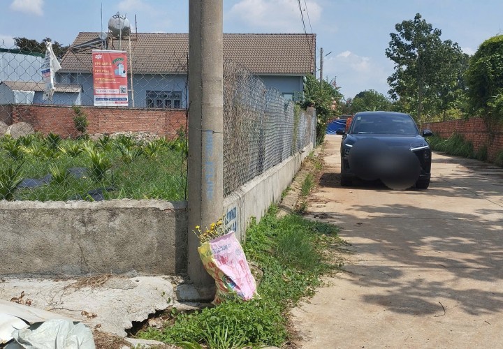 HOT HOT - CẦN BÁN 2 LÔ ĐẤT –1 BIỆT THỰ SÂN VƯỜN GẦN HỒ EAKAO – Xã Ea Kao, TP. Buôn Ma Thuột, Đắk Lắk