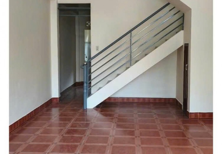 NHÀ 2 MẶT TIỀN – GIÁ TỐT – GIA ĐÌNH ĐỊNH CƯ NƯỚC NGOÀI CẦN BÁN Tại 417 Đường Thống Nhất, Đức Trọng, Lâm Đồng