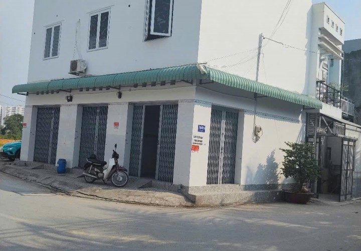 NHÀ ĐẸP - GIÁ TỐT - Cần Bán Nhanh Căn Nhà Góc 2 Mặt Tiền Đường Nhựa 8m Tại Quận Bình Tân, TP HCM