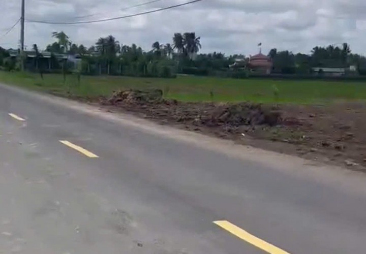 GIÁ TỐT _  CHÍNH CHỦ - Cần Bán Gấp Lô Đất Mặt Tiền Vị Trí Tại Ấp Quới An, Xã Long Bình, Tỉnh Đồng Tháp