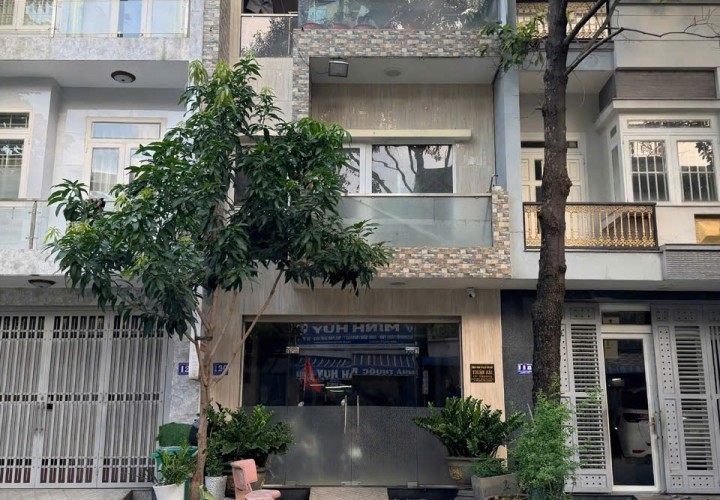 NHÀ ĐẸP - GIÁ TỐT CHÍNH CHỦ CẦN BÁN NHANH  NHÀ TẠI TP DĨ AN Bình Dương CŨ ( TPHCM MỚI )