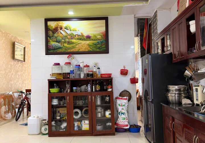 NHÀ ĐẸP - GIÁ TỐT CHÍNH CHỦ CẦN BÁN NHANH  NHÀ TẠI TP DĨ AN Bình Dương CŨ ( TPHCM MỚI )