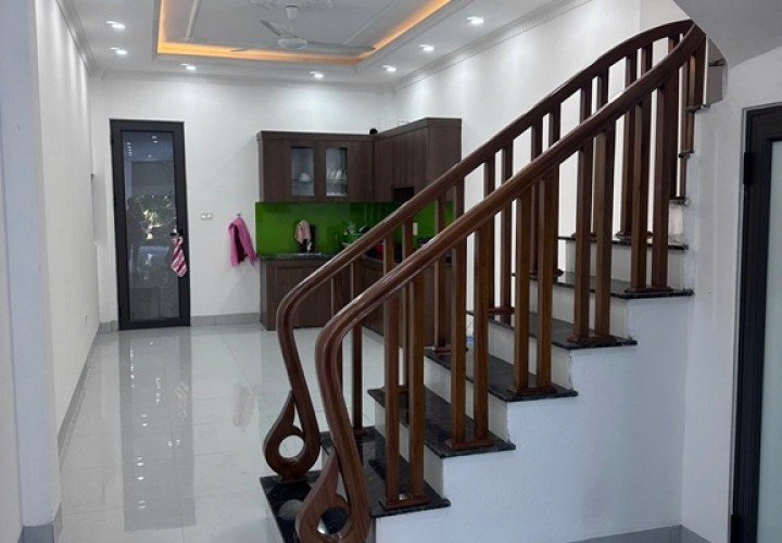 NHÀ ĐẸP – GIÁ TỐT  – CHÍNH CHỦ CẦN CHO THUÊ Tại Đường Hoà Bình, P. Yên Nghĩa, Hà Đông, Hà Nội