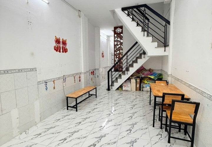 CẦN BÁN GẤP nhà khu phân lô phường 14, Tân Bình, Hồ Chí Minh