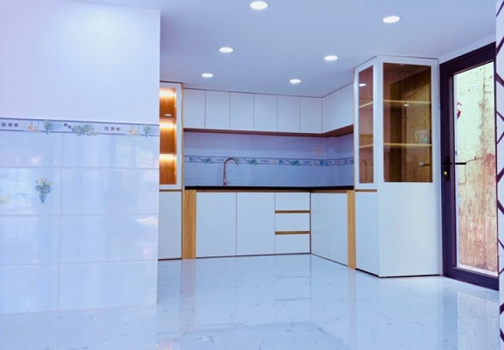 NHÀ ĐẸP – GIÁ TỐT  - CẦN BÁN CĂN NHÀ  VỊ TRÍ ĐẸP  TẠI đường Phạm Thế Hiển,  P.6, Q. 8, TP.HCM