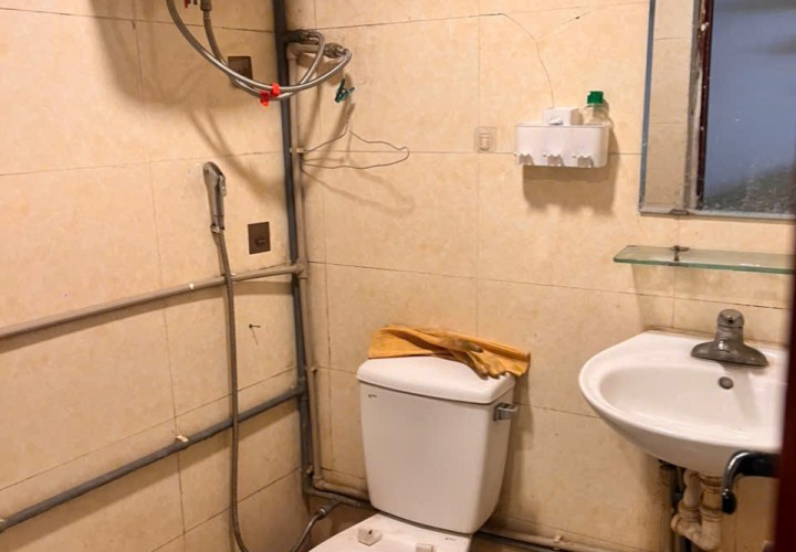 HOT HOT CHÍNH CHỦ CẦN BÁN NHANH căn nhà vị trí đẹp tại quận Đống Đa, TP Hà Nội