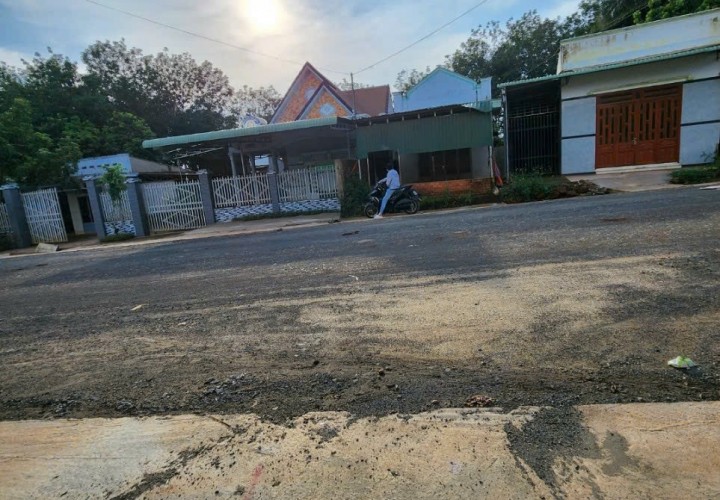 CẦN BÁN GẤP NHÀ CẤP 4 - TRUNG TÂM Phường PHƯỚC BÌNH, TX. PHƯỚC LONG, BÌNH PHƯỚC