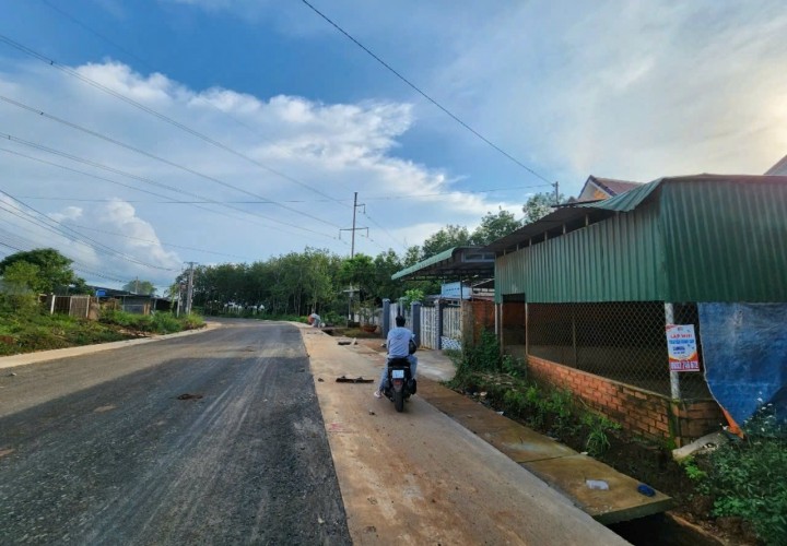 CẦN BÁN GẤP NHÀ CẤP 4 - TRUNG TÂM Phường PHƯỚC BÌNH, TX. PHƯỚC LONG, BÌNH PHƯỚC