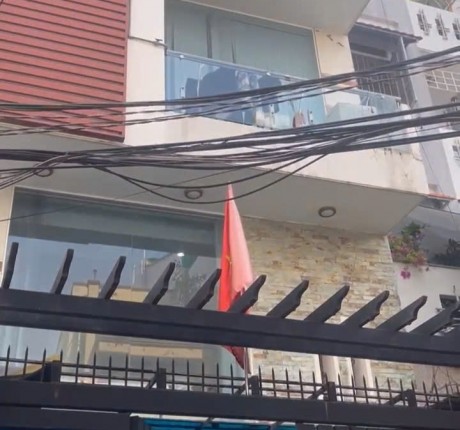 CHÍNH CHỦ Định Cư Nước Ngoài Cần Bán Căn Nhà Tại Đường Cách Mạng T8, Phường 11, Quận 3, HCM