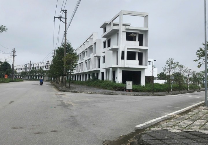 NHÀ ĐẸP - GIÁ TỐT - CẦN BÁN 2 CĂN NHÀ VỊ TRÍ ĐẮC ĐỊA Tại TP.Thanh Hoá Và TP.Sầm Sơn