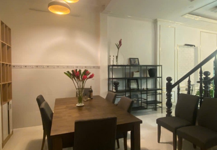 NHÀ ĐẸP – GIÁ TỐT – CHÍNH CHỦ CẦN BÁN Căn Nhà Nằm Kế Bên Khu Lacasa tại Phường Phú Thuận, Quận 7