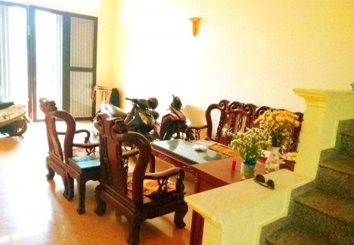 NHÀ ĐẸP – GIÁ TỐT –CẦN BÁN NHÀ  MẶT TIỀN số 83 Phạm Ngọc Thạch, Phường Lộc Hạ, TP.Nam Định, Nam Định