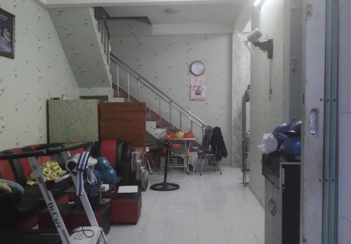 NHÀ ĐẸP – GIÁ TỐT – CẦN BÁN NHÀ RIÊNG TẠI Đường 2/4, P. Vạn Thắng, Nha Trang, Khánh Hòa