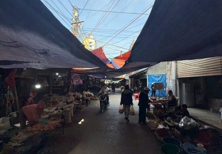 NHÀ ĐẸP – GIÁ TỐT –CẦN Bán Nhà Mặt Ngõ Chợ Ga Trung Tâm  Số 16, phường Lê Lợi, TP. Vinh, Nghệ An