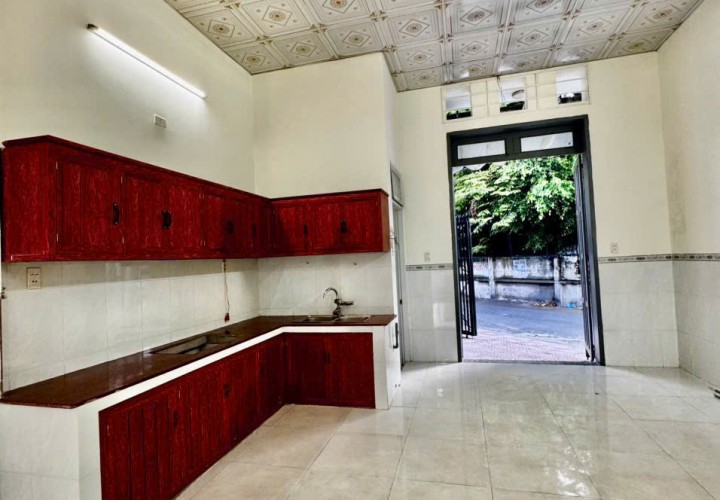 NHÀ ĐẸP - GIÁ TỐT BÁN CĂN NHÀ SỔ HỒNG RIÊNG 2 MĂT TRƯỚC SAU NỞ HẬU Phường Trảng Dài, Biên Hòa