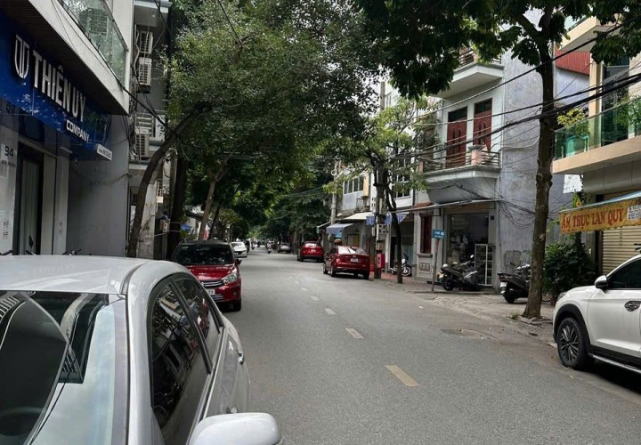 NHÀ ĐẸP - GIÁ TỐT - Bán Căn Nhà 4 Tầng Mặt Phố An Ninh - P.Quang Trung, TP. Hải Dương Hải Dương