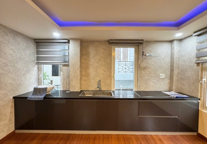 NHÀ ĐẸP- GIÁ ĐẦU TƯ CẦN BÁN NHANH CĂN NHÀ tại Phường 7, Quận Bình Thạnh