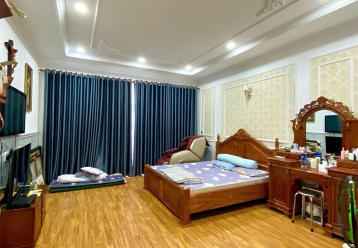 HOT NHÀ VỊ TRÍ ĐẸP- GIÁ TỐT CHÍNH CHỦ CẦN BÁN NHANH CĂN NHÀ vị trí đẹp tại quận Tân Bình, TPHCM